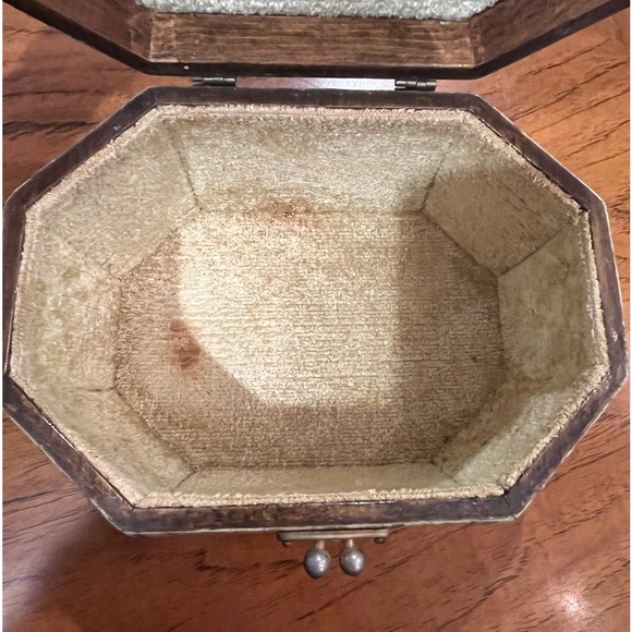 Antique Anton Pieck wooden provincial town graphic flip top purse. Amazing! - Picture 11 of 15